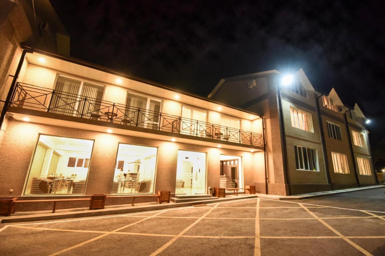 Laguna Hotel Wanadsor Exterior foto